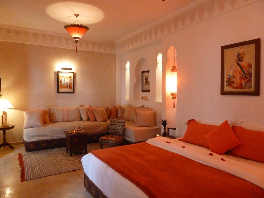 Riad Viva Marrakesh Exterior photo A suite at the hotel