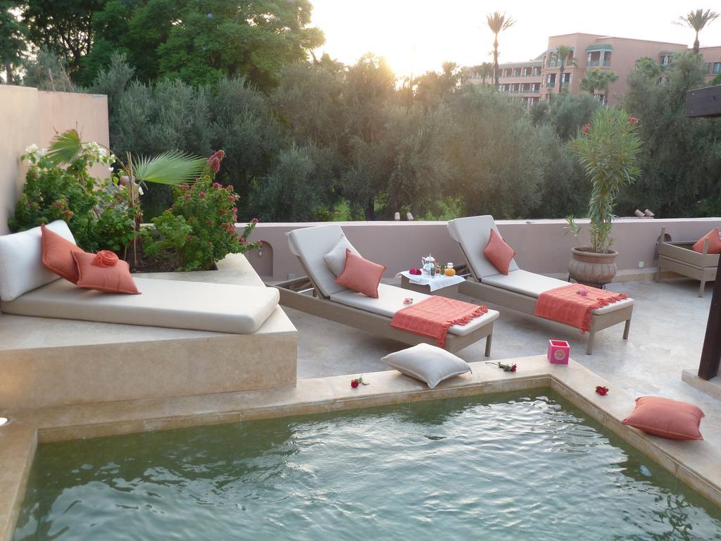 Riad Viva Marrakesh Exterior photo The swimming pool at the hotel