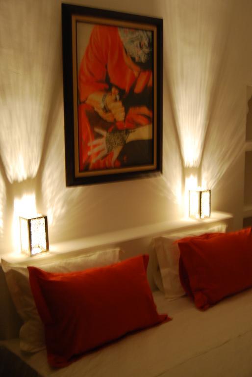 Riad Viva Marrakesh Exterior photo A room at the hotel