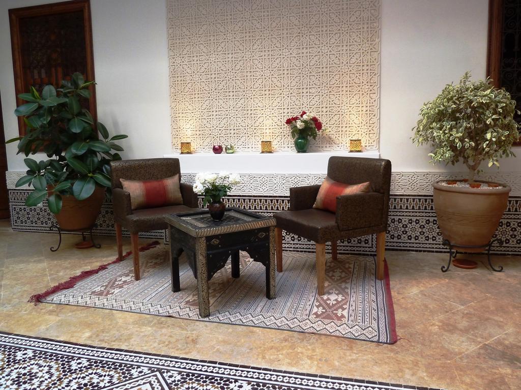 Riad Viva Marrakesh Exterior photo A Moroccan interior