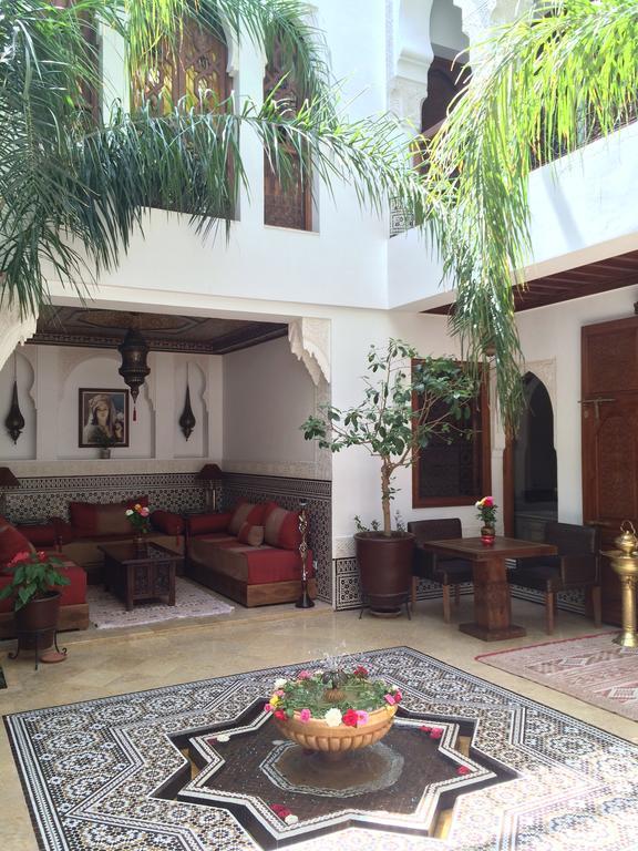 Riad Viva Marrakesh Exterior photo Riad Dar Si Saad